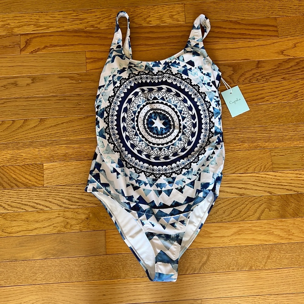 Cup she one piece